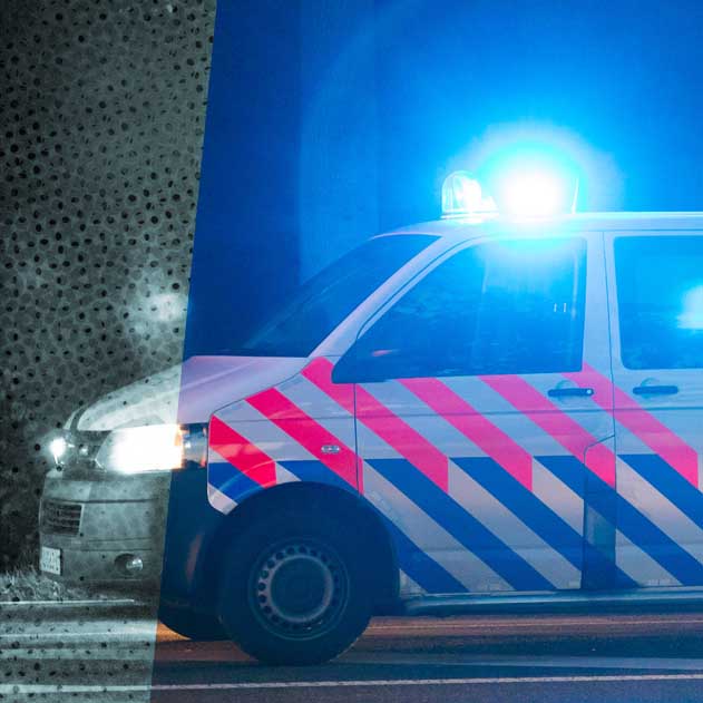 Ausbildung Strahl Vorherige Seite zwarte auto met blauw zwaailicht Seele Stevenson Schick Ausbildung Strahl Vorherige Seite zwarte auto met blauw zwaailicht Seele Stevenson Schick